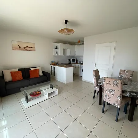 Saphir - Vue Et Montagne - Wifi Fibre- Piscine Et Garage Privé Apartamento